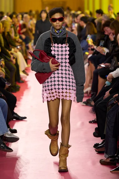 Look 44
